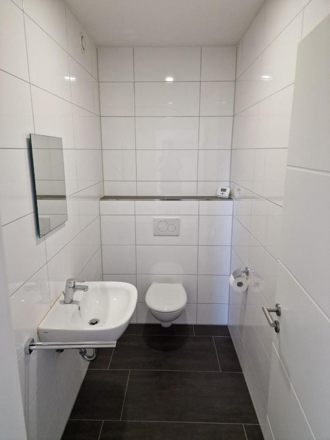 Exklusive Ferienwohnung In Lingen Holthausen 2Zim, 2Badez,Kueche,Balkon,Waschmaschine Kültér fotó
